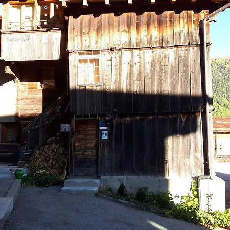 Alpensonne Daire Reckingen